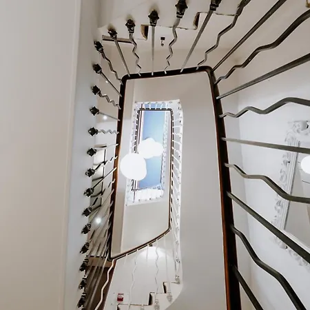 酒店 Ideal Sejour - Stylish Boutique With Quiet Garden 3*