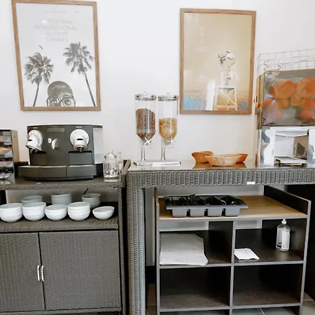 酒店 Ideal Sejour - Stylish Boutique With Quiet Garden 3*