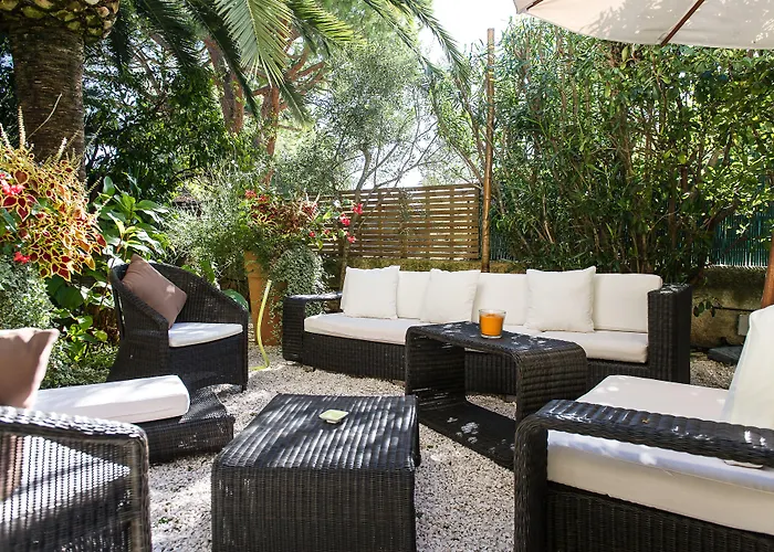 Hotel Ideal Sejour - De Charme 3*