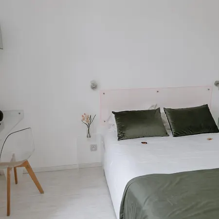 Idéal - De Charme Et Atypique 3* Cannes