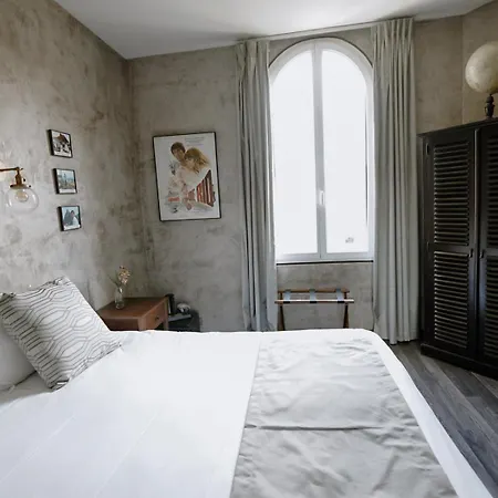 Hotel Idéal - De Charme Et Atypique 3*