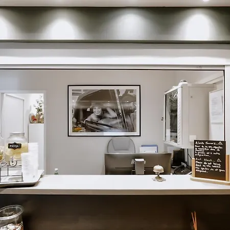 Hotel Idéal - De Charme Et Atypique