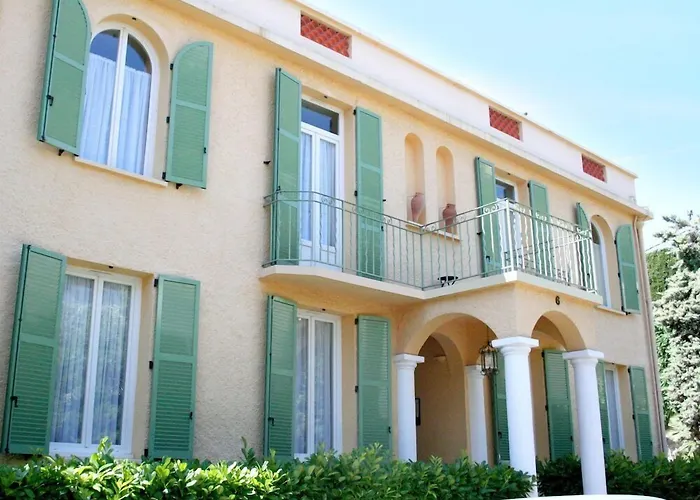 Ideal Sejour - De Charme 3* Cannes